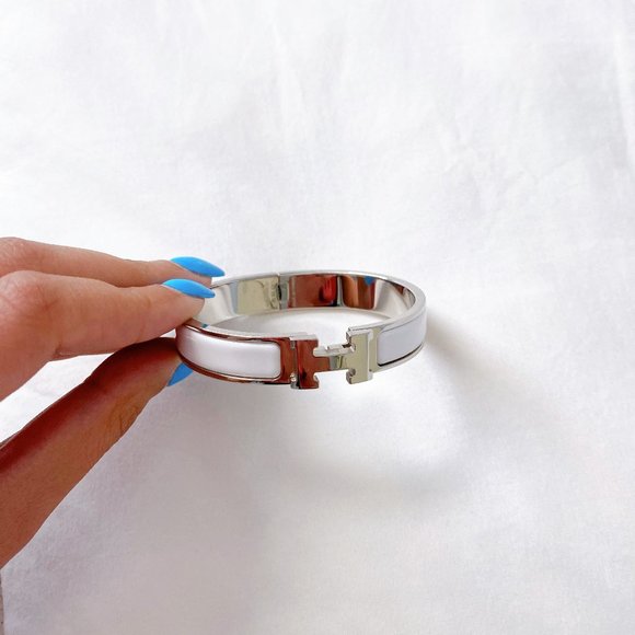 Hermes Clic H Bracelet - Picture 1 of 3